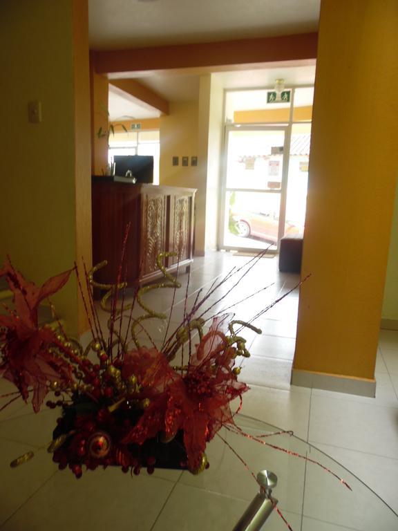 Hotel Renacimiento Комитан-де-Домингес Экстерьер фото
